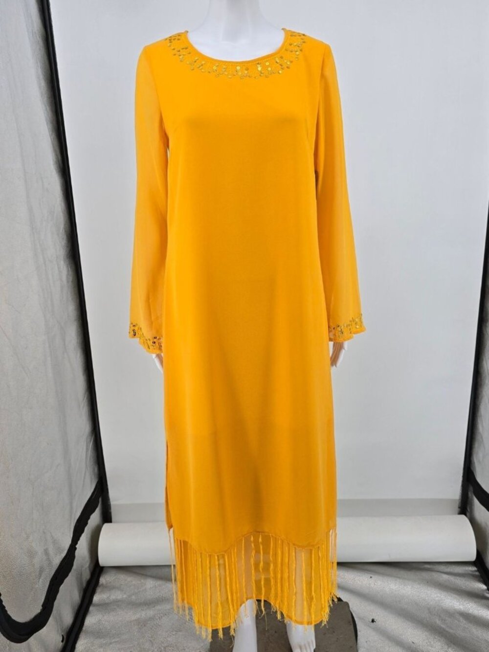 Vintage Y2K Just Class Marigold Flapper Revival Fringe Hem Shift Dress (8/M)